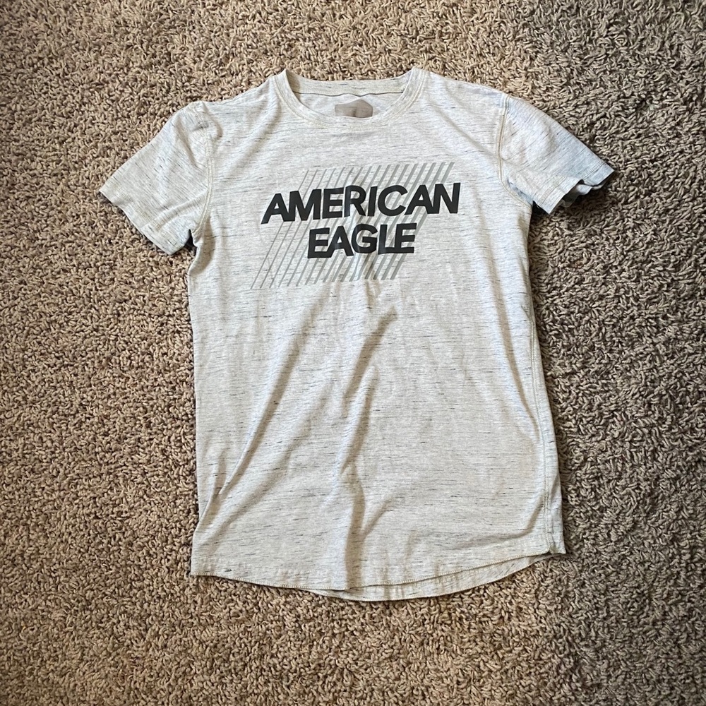 AEO t shirt